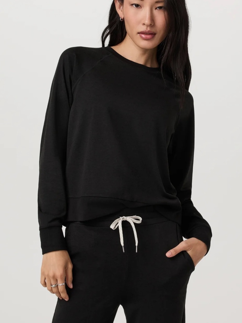 Vuori Long Sleeve Halo Crew